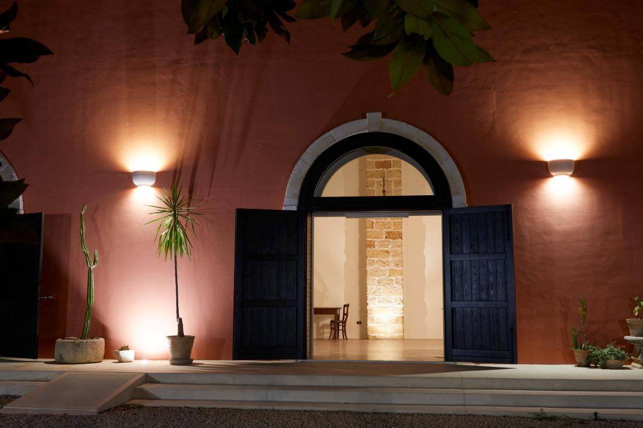 Petra - Country House มอนเตโรนิดิเลชเช ภายนอก รูปภาพ